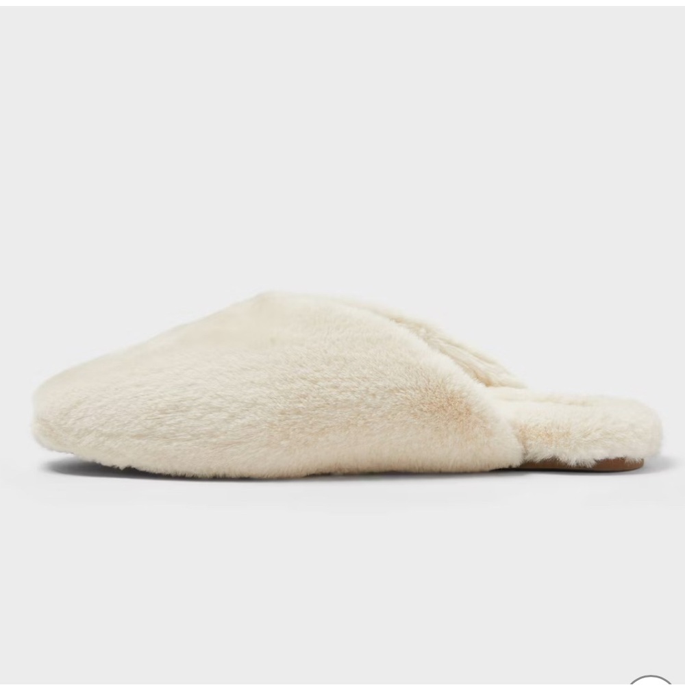 Women’s Slippers Size 11 - Picture 2 of 6